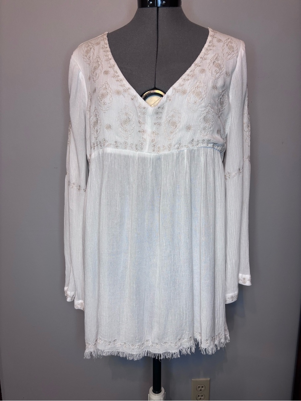 beachlunchlounge Cream Embroidered V-Neck Boho Tunic